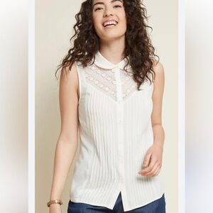 ModCloth Winsome in the Willows Peter Pan collar lace trim top